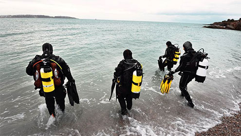 Melbourne Reef Dives