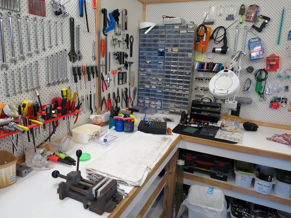 scuba regulator tools