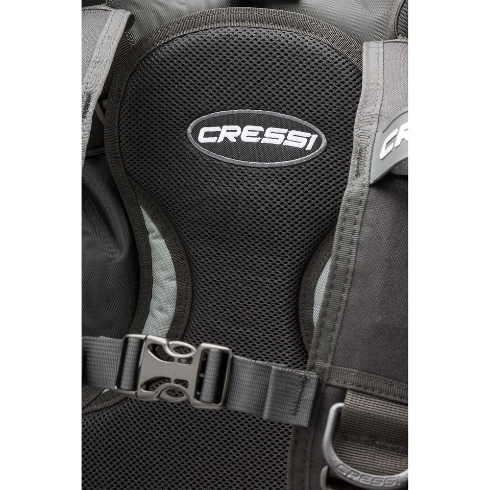 Cressi Patrol BCD - Rear Inflation - Click Image to Close